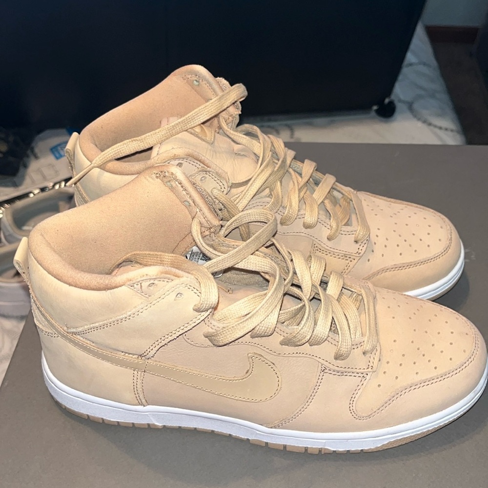 Nike high top dunk suede size 9.5 women tan